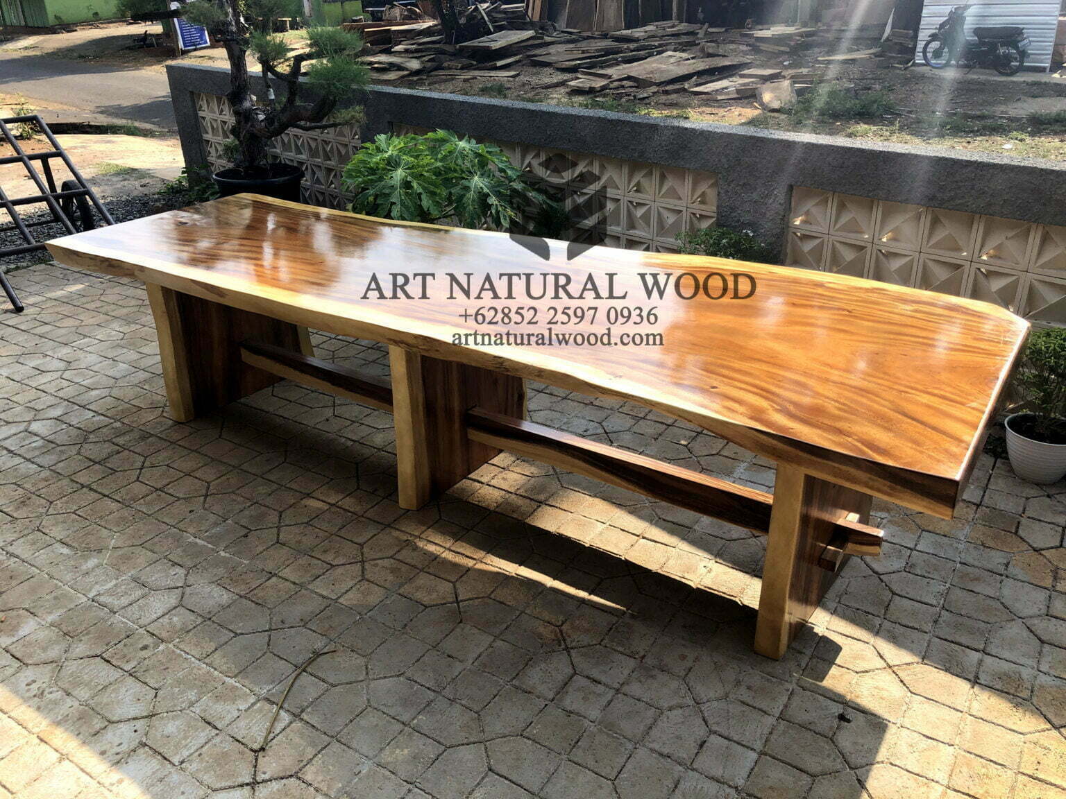 Meja Rapat Kayu Utuh Trembesi Besar Art Natural Wood