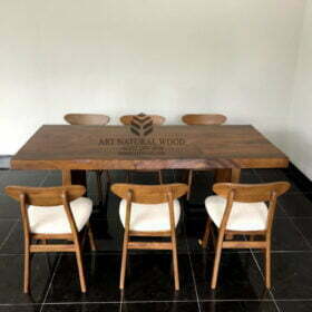 meja cafe kayu solid-meja cafe-meja makan-meja makan kayu solid-set meja cafe-set meja makan-kursi cafe-kayu terembesi-suar wood