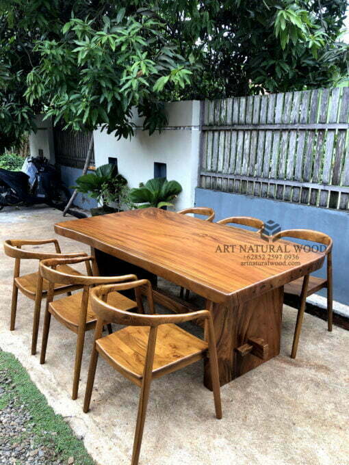 meja cafe kayu besar-meja cafe-meja makan-dining table-meja kayu solid-meja kayu besar-meja makan kayu besar-set meja makan-furniture cafe