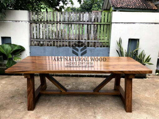 meja makan kayu utuh-meja makan kayu alami-meja kayu utuh-meja kayu trembesi-meja makan kayu besar