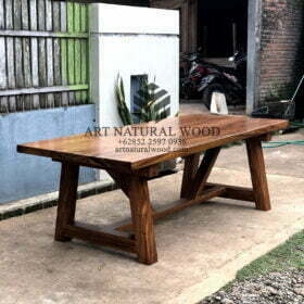 meja makan kayu utuh-meja makan kayu alami-meja kayu utuh-meja kayu trembesi-meja makan kayu besar