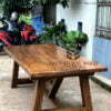 meja makan kayu utuh-meja makan kayu alami-meja kayu utuh-meja kayu trembesi-meja makan kayu besar