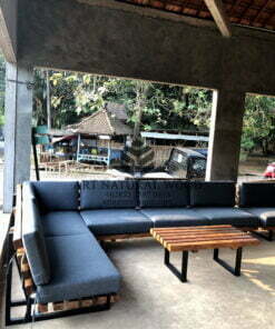 sofa cafe panjang-sofa taman-sofa-besar-sofa l-sofa jumbo-sofa kayu