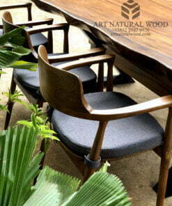 meja makan kayu solid-meja makan kayu besar-meja makan besar-meja makan natural-meja makan minimalis-meja cafe kayu besar-meja cafe kayu solid