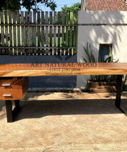 meja kerja laci kayu solid-meja kerja kayu solid-meja kerja laci-meja kerja trembesi-meja kerja industrial-meja kerja kayu besar
