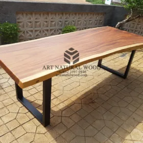 meja makan kayu trembesi solid-meja cafe kayu trembesi-meja kayu trembesi besar-meja kayu besar-meja balok-meja balok kayu