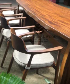 meja makan kayu trembesi besar-meja makan kayu utuh-meja makan kayu besar-meja kayu besar-meja kayu trembesi-meja cafe kayu trembesi