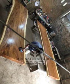 meja meeting kayu trembesi solid utuh-meja meeting kayu besar-meja kayu besar-meja panjang-meja rapat kayu besar