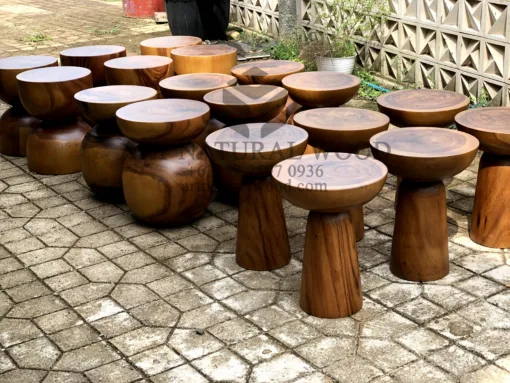 stool bulat kayu solid trembesi-stool bundar kayu solid-kursi kecil kayu