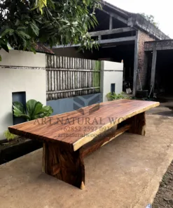 meja panjang kayu trembesi-meja kayu besar-meja kayu utuh-meja kayu solid-meja kayu tebal