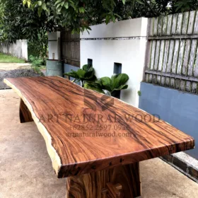 meja panjang kayu trembesi-meja kayu besar-meja kayu utuh-meja kayu solid-meja kayu tebal