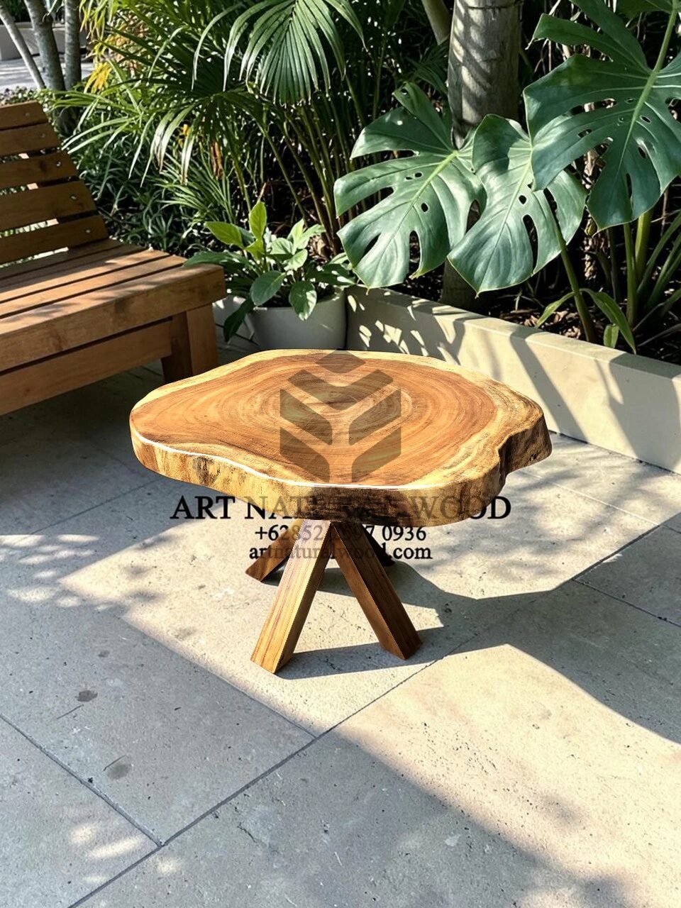 meja tamu bundar alami kayu trembesi-coffee table bulat natural-meja tamu kayu utuh-coffee table kayu alami