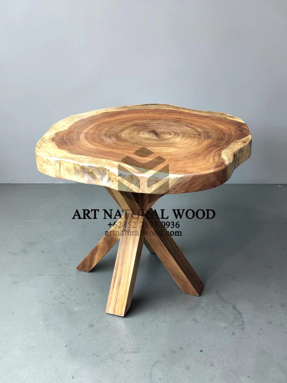 meja tamu bundar alami kayu trembesi-coffee table bulat natural-meja tamu kayu utuh-coffee table kayu alami