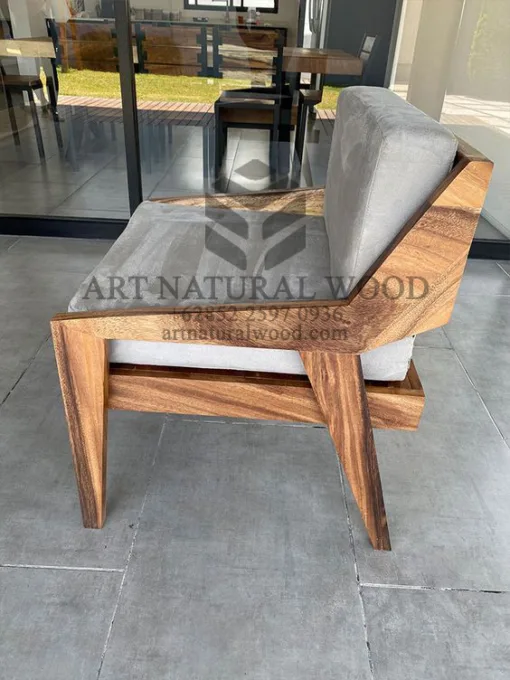 kursi tamu kayu solid trembesi-sofa tamu kayu solid-kursi tamu kayu antik-kursi sofa kayu