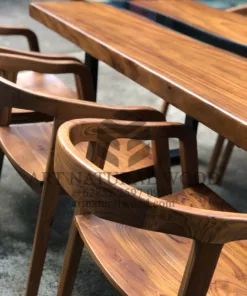 set meja makan minimalis kayu trembesi-meja kayu besar-meja kayu resin-meja river kaca-furniture cafe-meja cafe-kursi makan jati minimalis