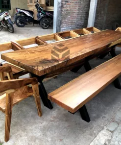 meja makan panjang minimalis-meja kayu besar-meja kayu trembesi-meja makan unik-meja kayu unik