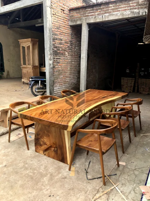 meja makan kayu trembesi besar-meja makan kayu minimalis-meja kayu besar-meja kayu unik