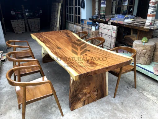 meja makan kayu trembesi besar-meja makan kayu minimalis-meja kayu besar-meja kayu unik
