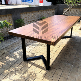 meja makan trembesi kaki besi-meja kayu besar-meja makan besar-meja kayu trembesi