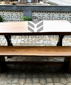 meja bangku makan minimalis-meja kayu besar-meja makan industrial-meja makan kayu trembesi-meja suar-meja makan kayu tebal