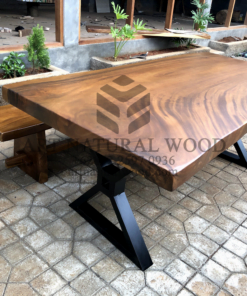 meja bangku makan minimalis-meja kayu besar-meja makan industrial-meja makan kayu trembesi-meja suar-meja makan kayu tebal