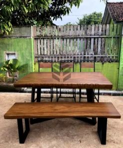 set meja makan industrial kayu trembesi-meja kayu besar-meja kayu trembesi