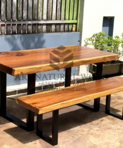 meja industrial design kayu trembesi solid-meja makan industrial-meja cafe industrial-meja makan kayu solid-meja makan kayu utuh-meja kayu besar