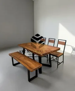set meja makan industrial kayu trembesi-meja kayu besar-meja kayu trembesi