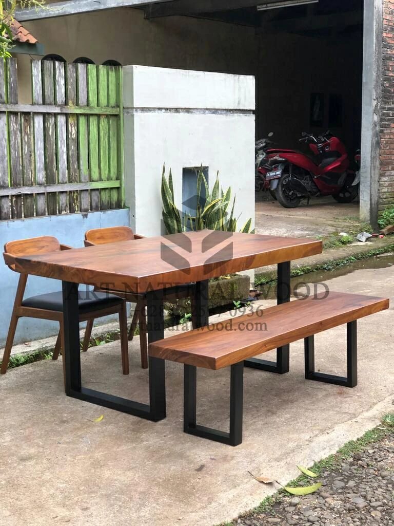 meja cafe minimalis kayu-meja cafe industrial-meja makan industrial
