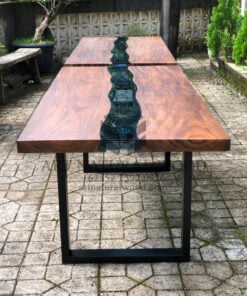 meja kayu unik-meja kayu besar-meja river kaca-meja resin-meja epoxy