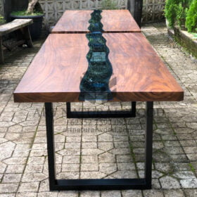 meja kayu unik-meja kayu besar-meja river kaca-meja resin-meja epoxy