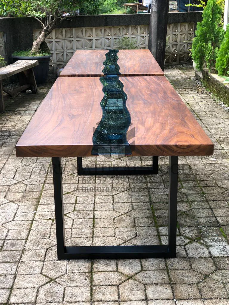 meja kayu unik-meja kayu besar-meja river kaca-meja resin-meja epoxy