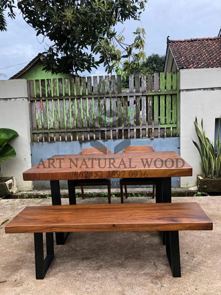 meja cafe minimalis kayu-meja cafe industrial-meja makan industrial