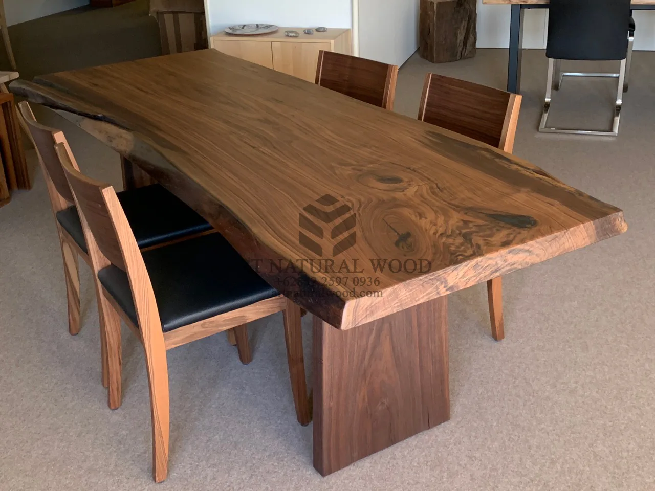 meja makan kayu trembesi besar-meja makan kayu solid-meja kayu besar