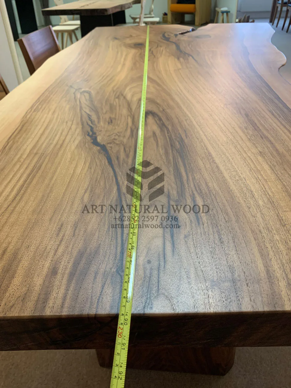 meja makan kayu trembesi natural-meja makan natural-meja kayu alami-meja kayu besar