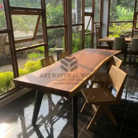 meja makan minimalis 4 kursi-meja makan trembesi-meja kayu trembesi-meja kayu besar
