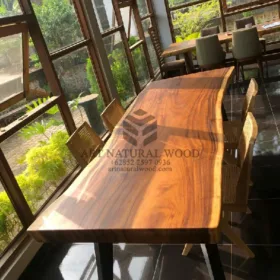 meja makan minimalis 4 kursi-meja makan trembesi-meja kayu trembesi-meja kayu besar