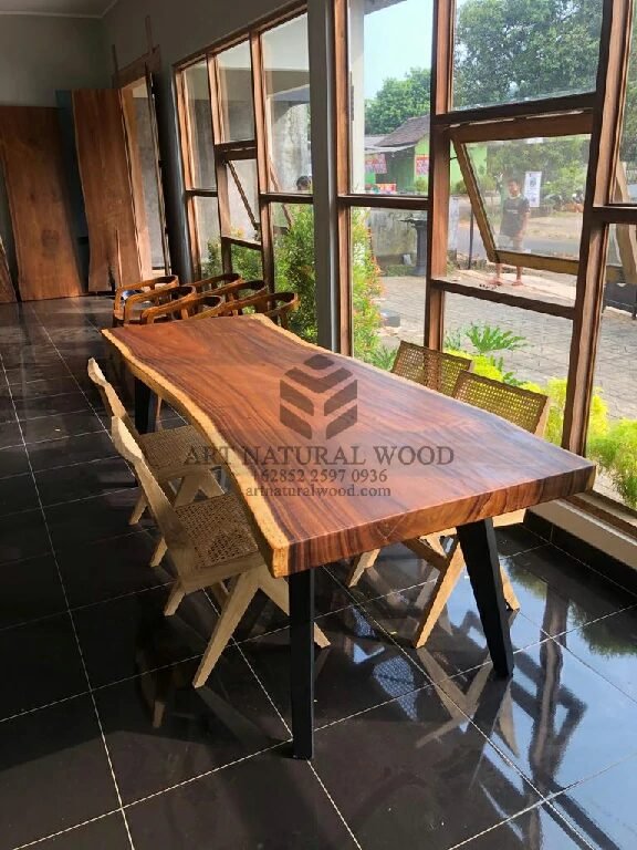 meja makan minimalis 4 kursi-meja makan trembesi-meja kayu trembesi-meja kayu besar