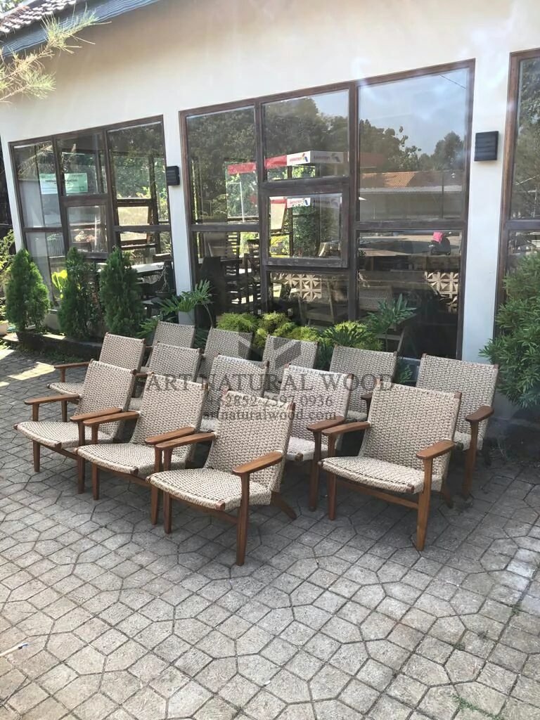 kursi rotan ruang tamu-lounge chair-kursi malas ruang tamu