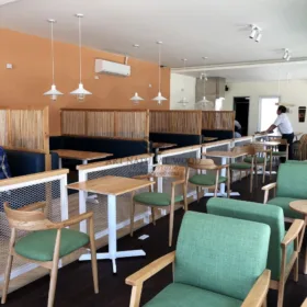 meja kursi cafe-meja cafe minimalis-kursi cafe minimalis