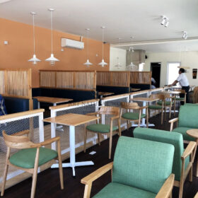 meja kursi cafe-meja cafe minimalis-kursi cafe minimalis