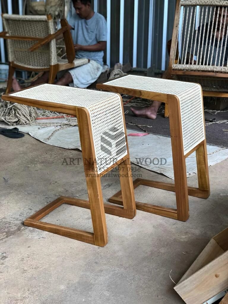 meja laptop minimalis-meja cafe kecil-side table minimalis-meja kecil cafe