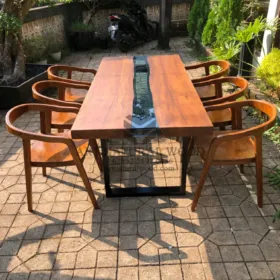meja makan minimalis modern 6 kursi-meja river kayu trembesi-meja makan unik-meja makan resin-meja kayu besar