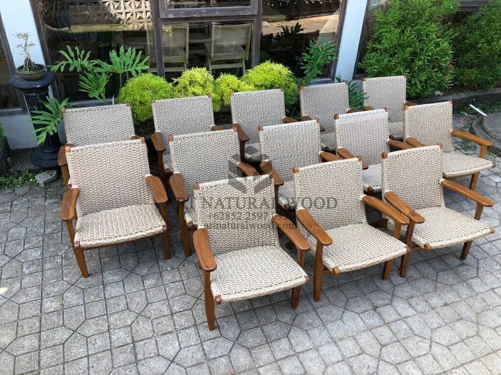 kursi rotan ruang tamu-lounge chair-kursi malas ruang tamu