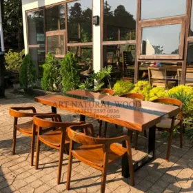 meja makan minimalis modern 6 kursi-meja river kayu trembesi-meja makan unik-meja makan resin-meja kayu besar