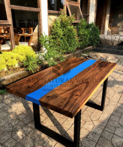 meja resin kayu solid trembesi kaki besi-meja epoxy kayu solid trembesi