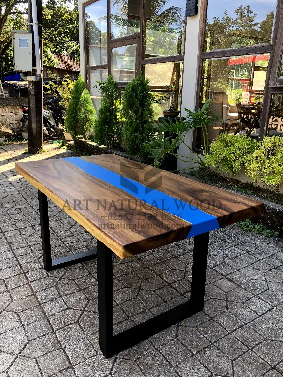 meja resin kayu solid trembesi kaki besi-meja epoxy kayu solid trembesi