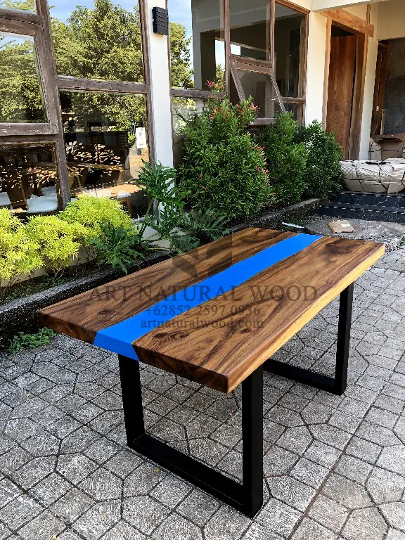 meja resin kayu solid trembesi kaki besi-meja epoxy kayu solid trembesi