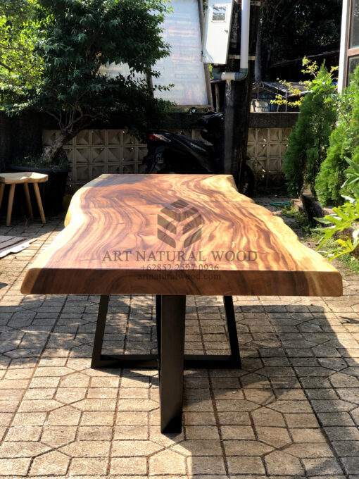 meja meeting kantor minimalis kayu trembesi solid besar