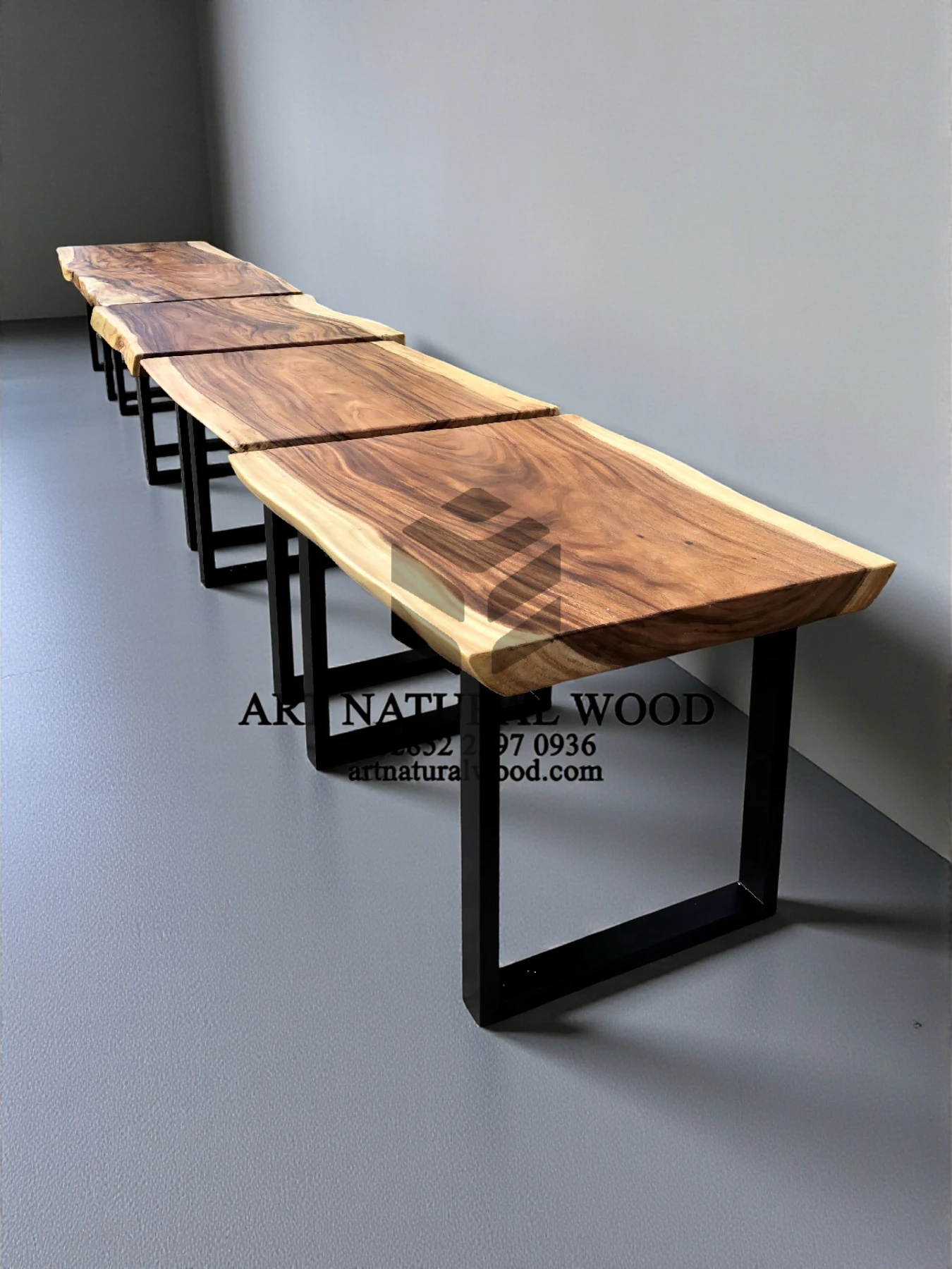 meja cafe minimalis kayu solid kaki besi-meja makan kaki besi